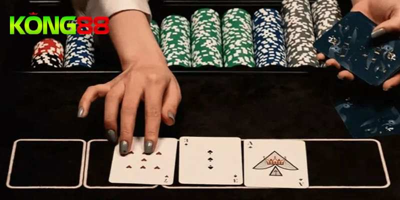 Game bài kết hợp công nghệ  và trải nghiệm thân thiện